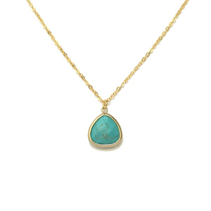 Gold plated framed turquoise howlite pendant necklace